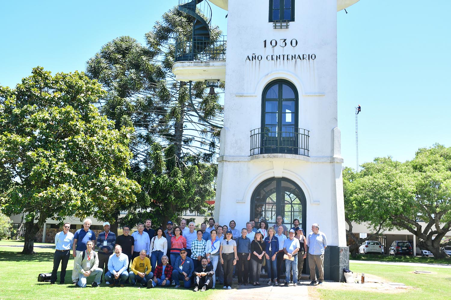 Visita INIAs a La Estanzuela foto grupal